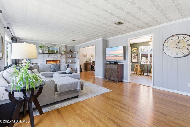 10 Third Street, Matawan, NJ 07747