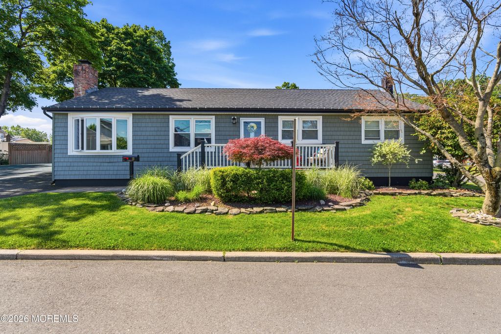 10 Third Street, Matawan, NJ 07747