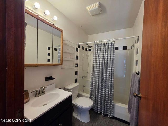 606 FAA Road, Haines, AK 99827