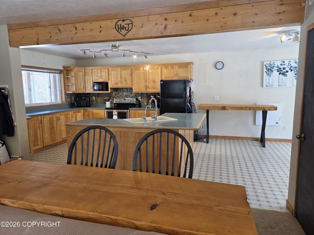 606 FAA Road, Haines, AK 99827