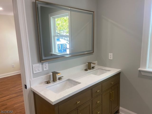 6 Melrose Ave, East Orange City, NJ 07018