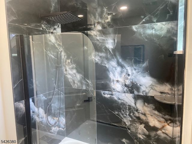 6 Melrose Ave, East Orange City, NJ 07018