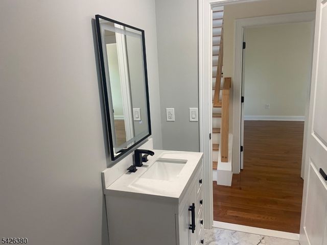 6 Melrose Ave, East Orange City, NJ 07018