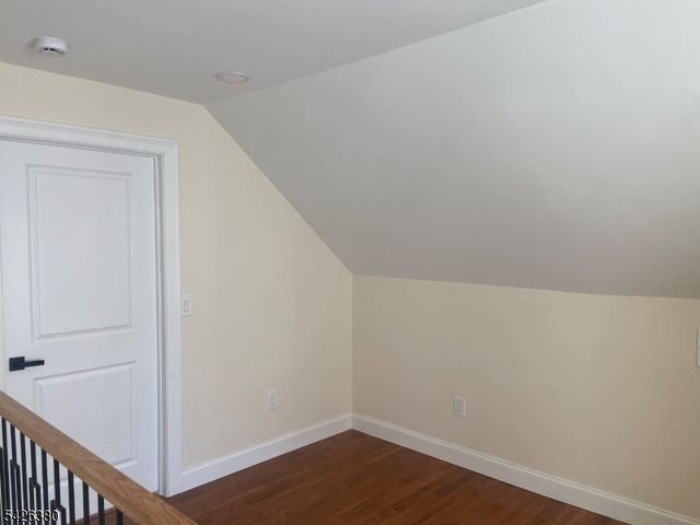 6 Melrose Ave, East Orange City, NJ 07018