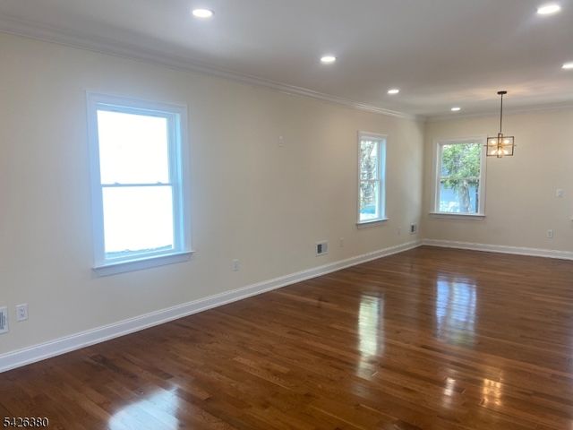 6 Melrose Ave, East Orange City, NJ 07018