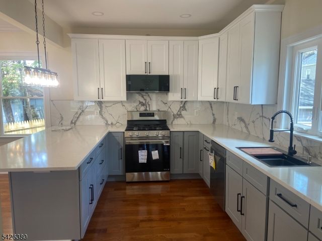 6 Melrose Ave, East Orange City, NJ 07018