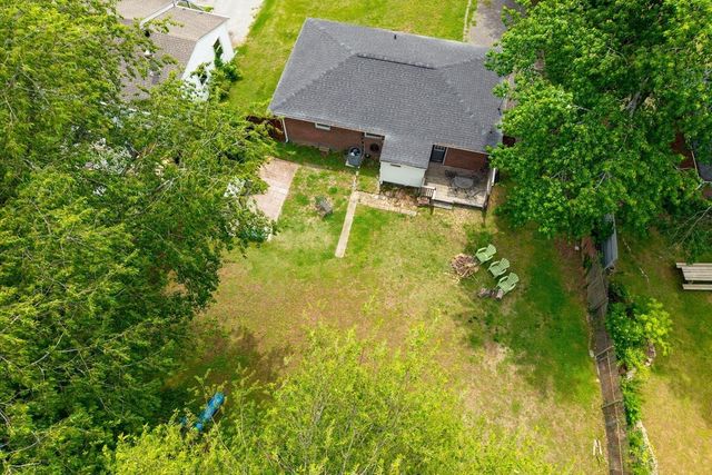 2920 Twin Lawn Dr, Nashville, TN 37214