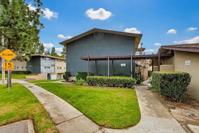 1860 W Glenoaks L, Anaheim, CA 92801