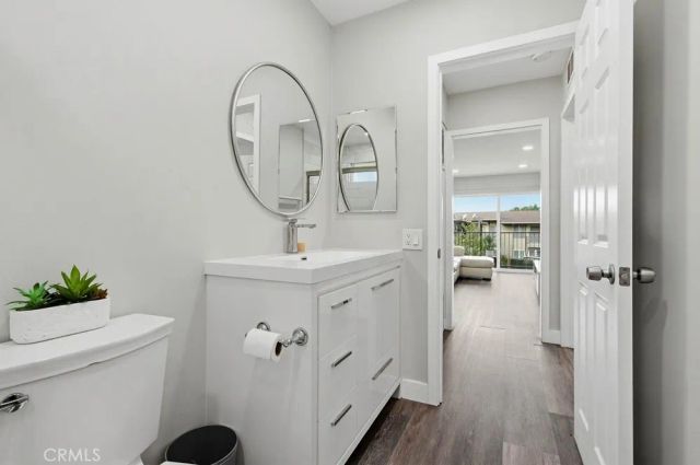 1860 W Glenoaks L, Anaheim, CA 92801