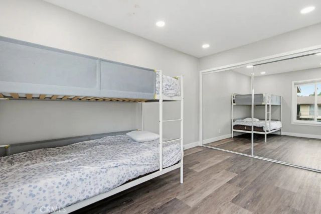 1860 W Glenoaks L, Anaheim, CA 92801
