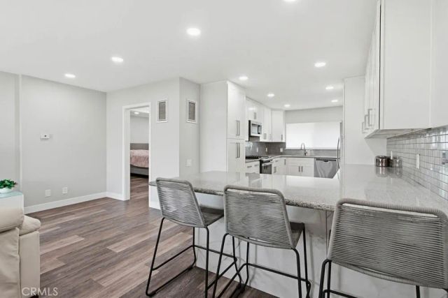 1860 W Glenoaks L, Anaheim, CA 92801