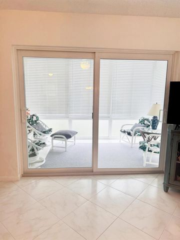 2950 SE Ocean Boulevard 8-6, Stuart, FL 34996