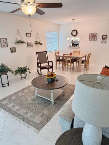 2950 SE Ocean Boulevard 8-6, Stuart, FL 34996