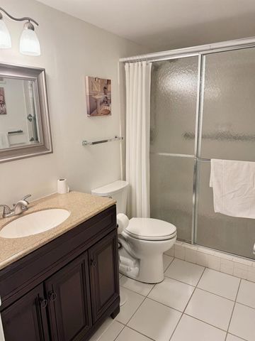 2950 SE Ocean Boulevard 8-6, Stuart, FL 34996