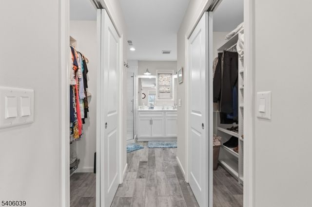 165 Lakeside Rd 8, West Milford Twp., NJ 07421