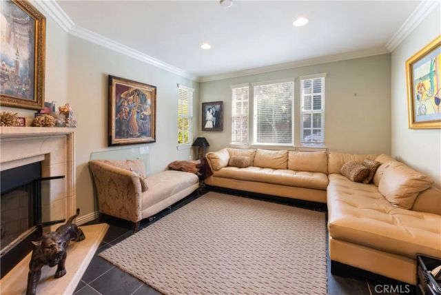 4591 Camino Del Sol, Calabasas, CA 91302