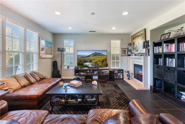 4591 Camino Del Sol, Calabasas, CA 91302