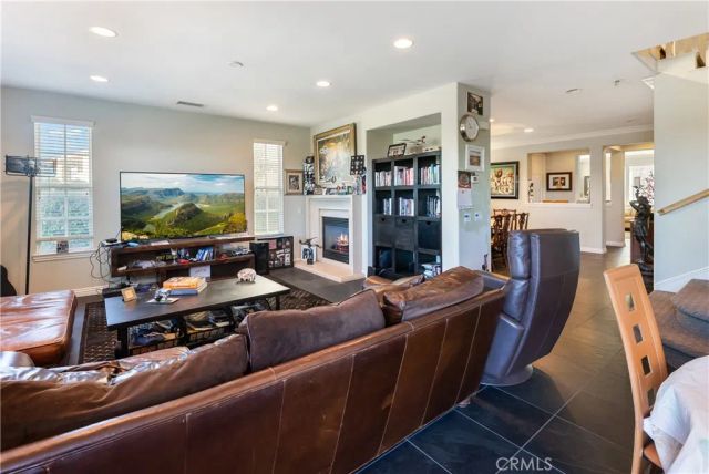 4591 Camino Del Sol, Calabasas, CA 91302