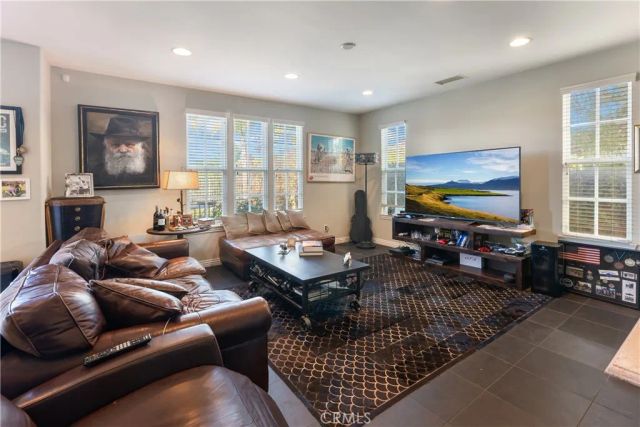 4591 Camino Del Sol, Calabasas, CA 91302