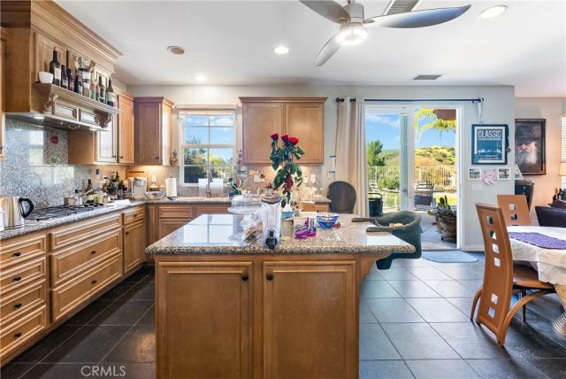 4591 Camino Del Sol, Calabasas, CA 91302