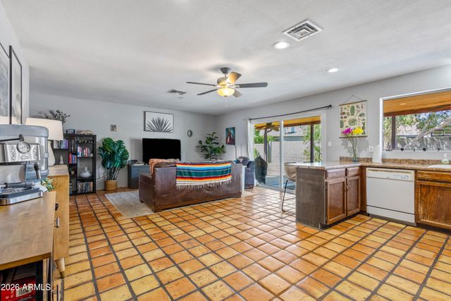 1334 S ALAMO Circle, Mesa, AZ 85204