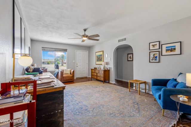 1334 S ALAMO Circle, Mesa, AZ 85204