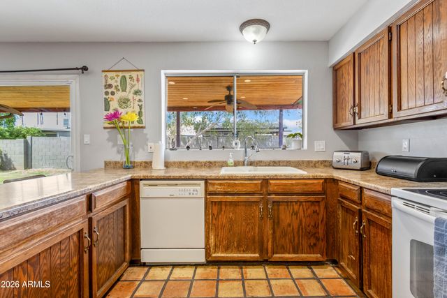 1334 S ALAMO Circle, Mesa, AZ 85204