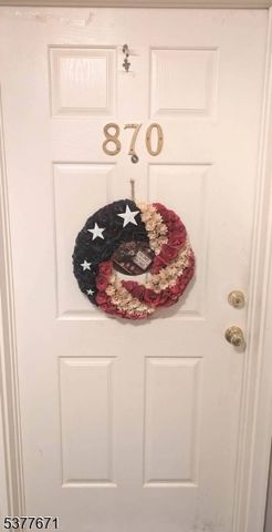 870 Honeybrook Cir, Lopatcong Twp., NJ 08886