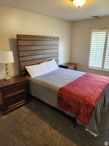 8230 WASATCH GROVE LN, Salt Lake City, UT 84121