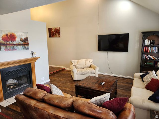 8230 WASATCH GROVE LN, Salt Lake City, UT 84121