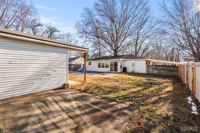 1309 Veile Drive, Belleville, IL 62220