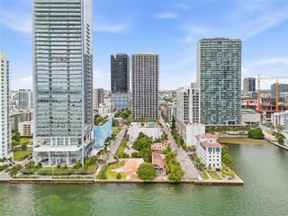 600 NE 27th St 1002, Miami, FL 33137