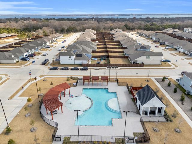 6513 Waterfall Lane, Princeton, TX 75407