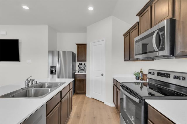 6513 Waterfall Lane, Princeton, TX 75407