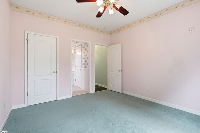 950 Spring Valley Road, Inman, SC 29349