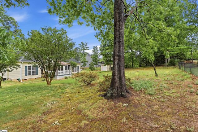 950 Spring Valley Road, Inman, SC 29349
