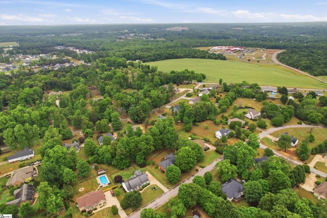 950 Spring Valley Road, Inman, SC 29349