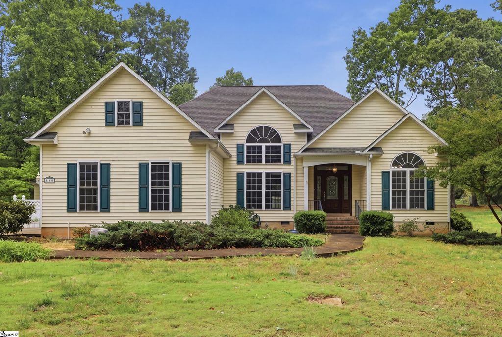 950 Spring Valley Road, Inman, SC 29349