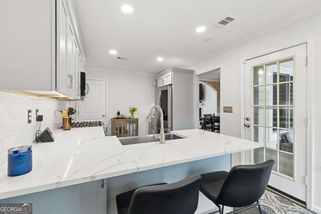 2740 Royal Bluff, Decatur, GA 30030