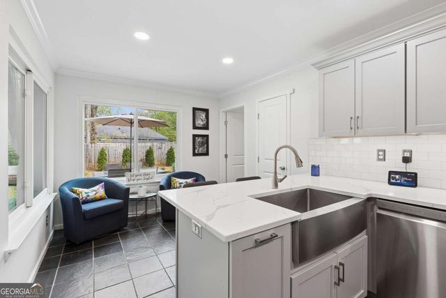 2740 Royal Bluff, Decatur, GA 30030