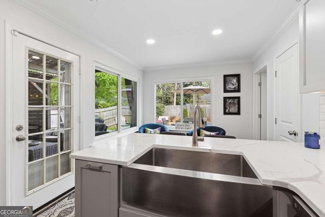 2740 Royal Bluff, Decatur, GA 30030