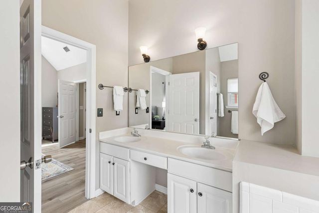 2740 Royal Bluff, Decatur, GA 30030