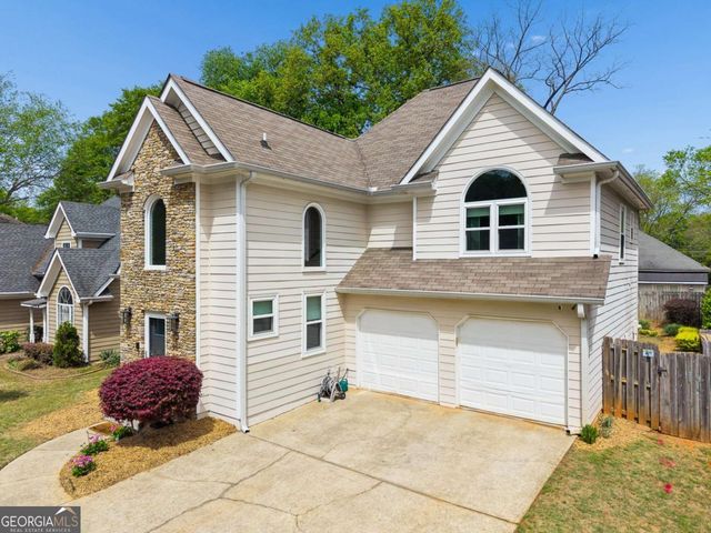 2740 Royal Bluff, Decatur, GA 30030