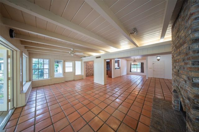 5155 RIVERWOOD AVENUE, Sarasota, FL 34231