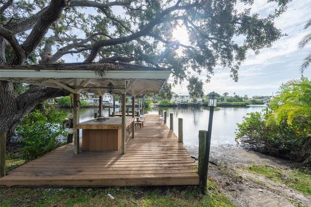 5155 RIVERWOOD AVENUE, Sarasota, FL 34231