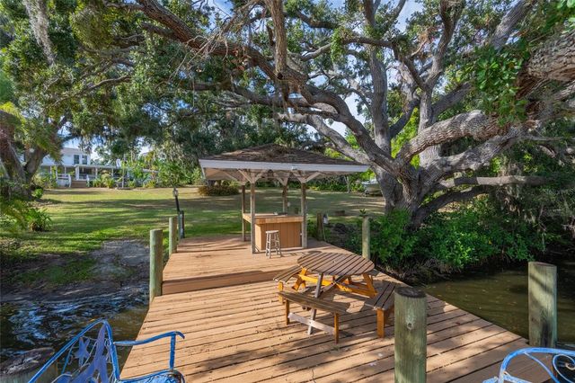 5155 RIVERWOOD AVENUE, Sarasota, FL 34231