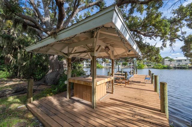 5155 RIVERWOOD AVENUE, Sarasota, FL 34231