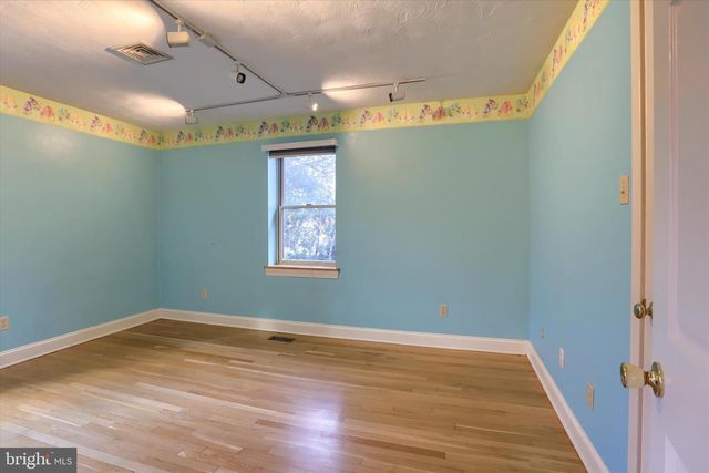 211 FREDERICK ST, Highspire, PA 17034