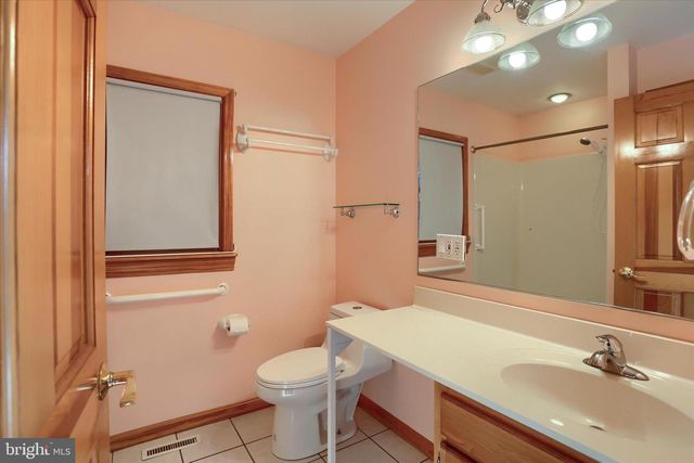 211 FREDERICK ST, Highspire, PA 17034