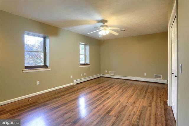 211 FREDERICK ST, Highspire, PA 17034